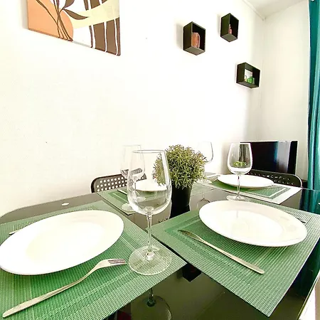 Le Chinchauvaud, Spacieux Avec Balcon Appartement *